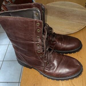 Lace up leather  boots